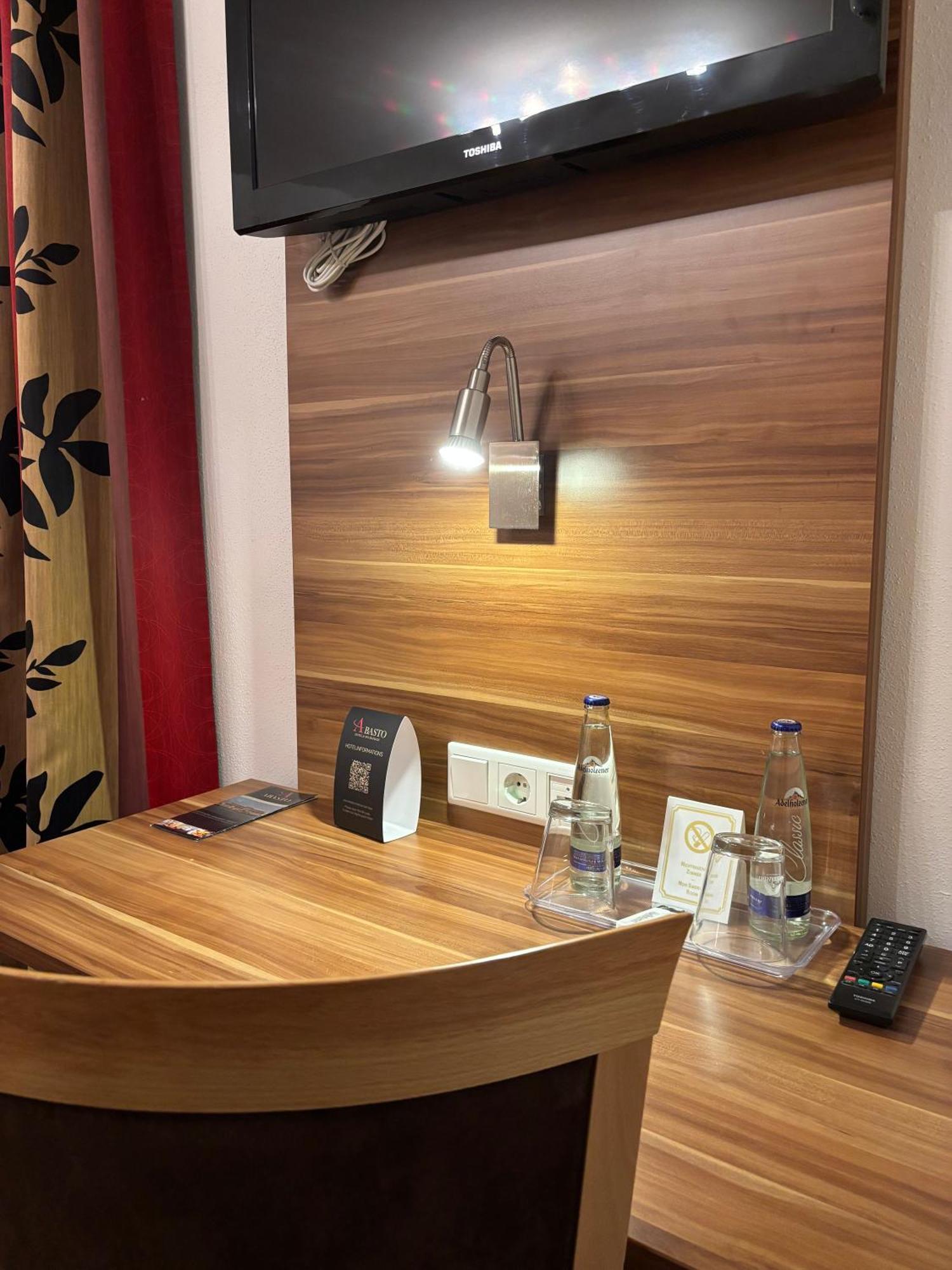 Abasto Hotel & Spa Maisach Maisach  Kültér fotó
