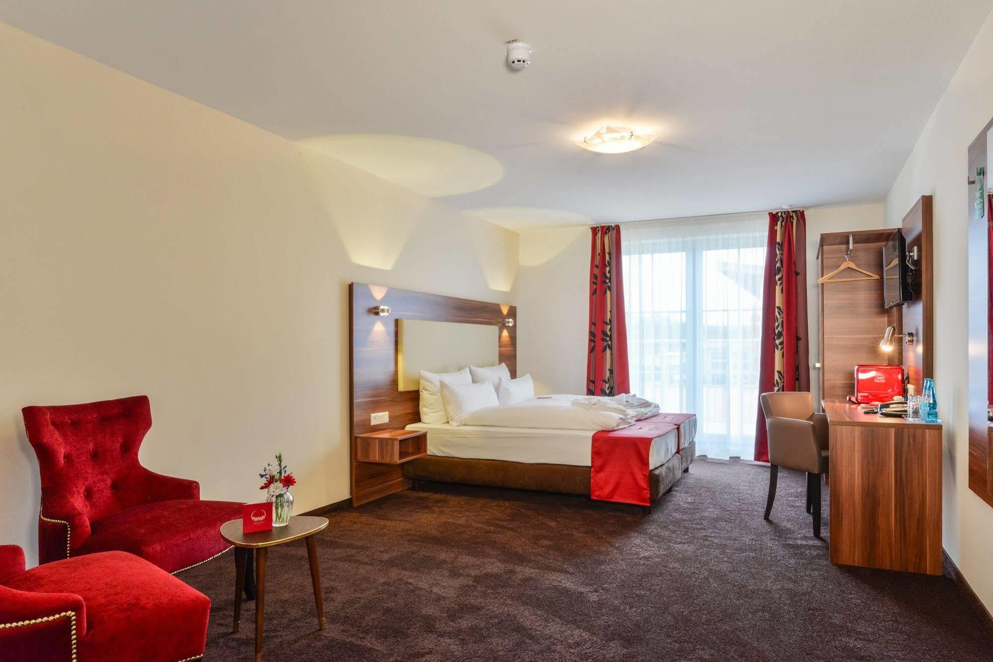 Abasto Hotel & Spa Maisach Maisach  Kültér fotó