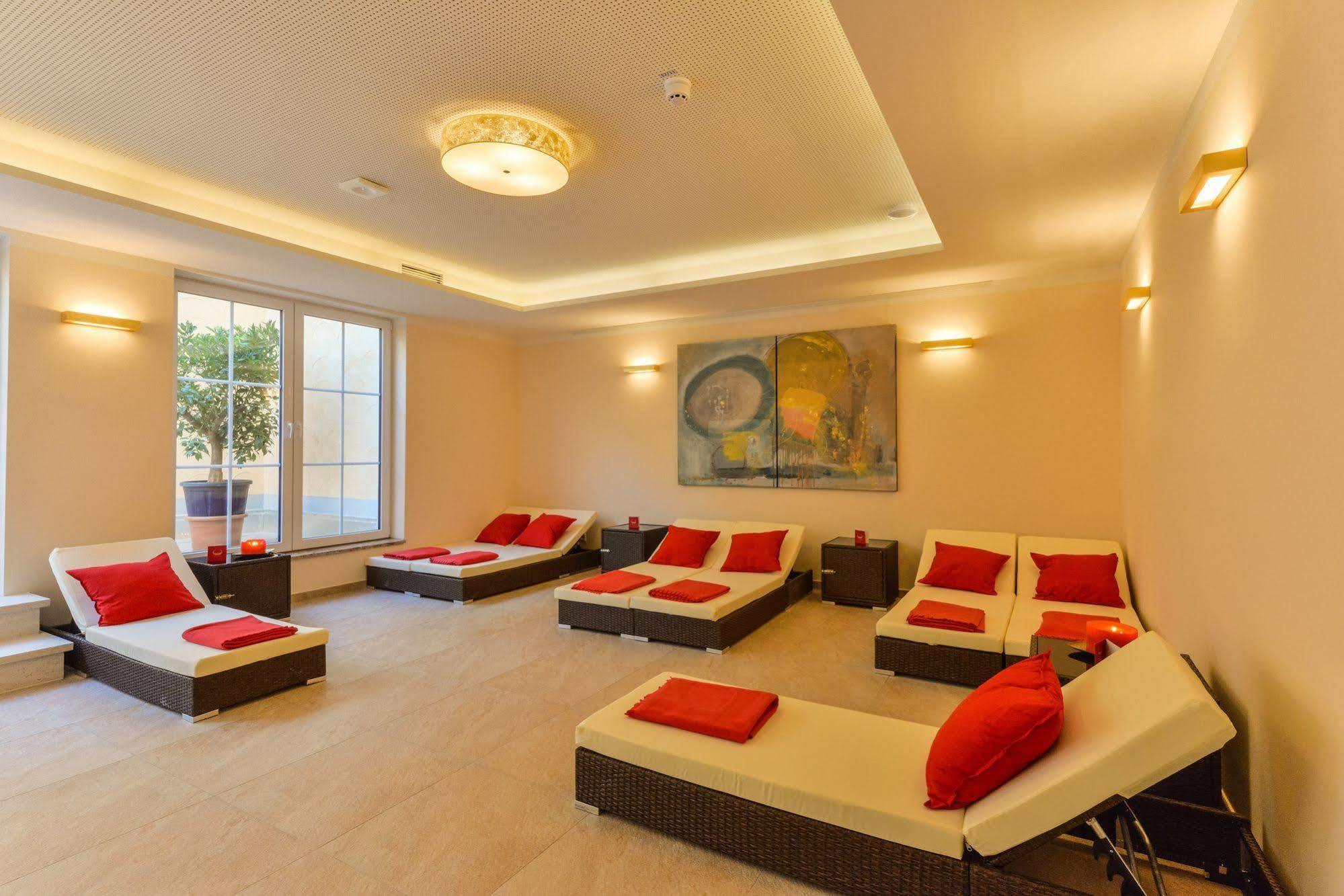 Abasto Hotel & Spa Maisach Maisach  Kültér fotó