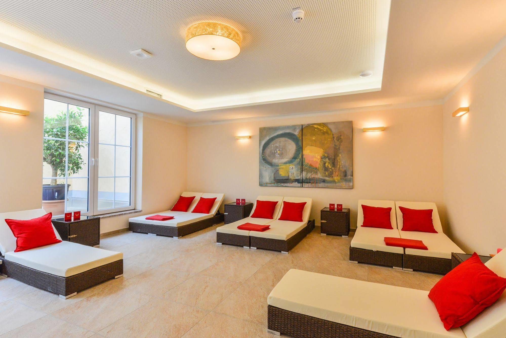 Abasto Hotel & Spa Maisach Maisach  Kültér fotó